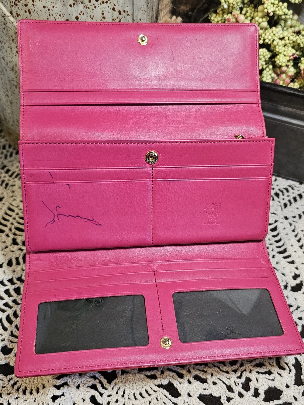 MCM Red Patent Leather Continental Wallet - MCM Logo Plaque - Picture 6 of 12